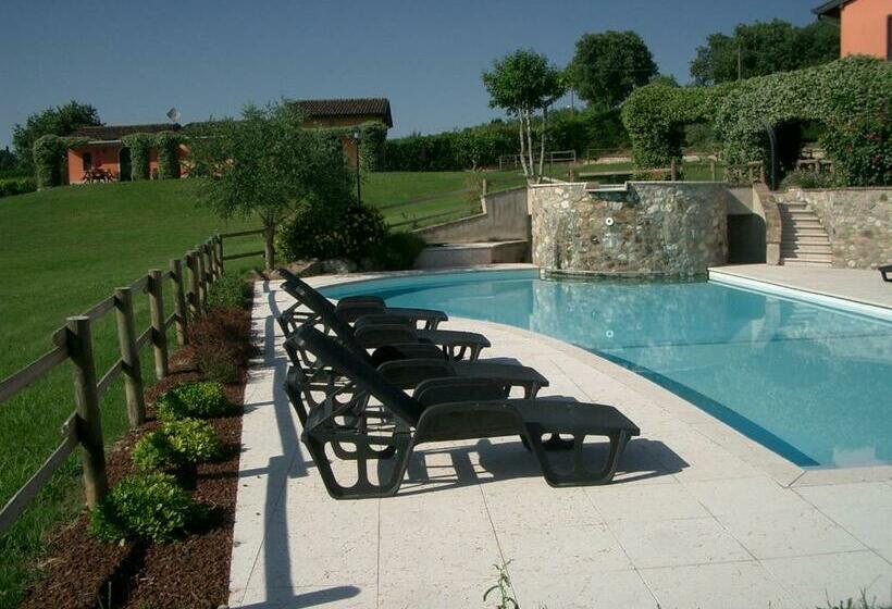 דירת חדר, B&b Borgo Tre Case