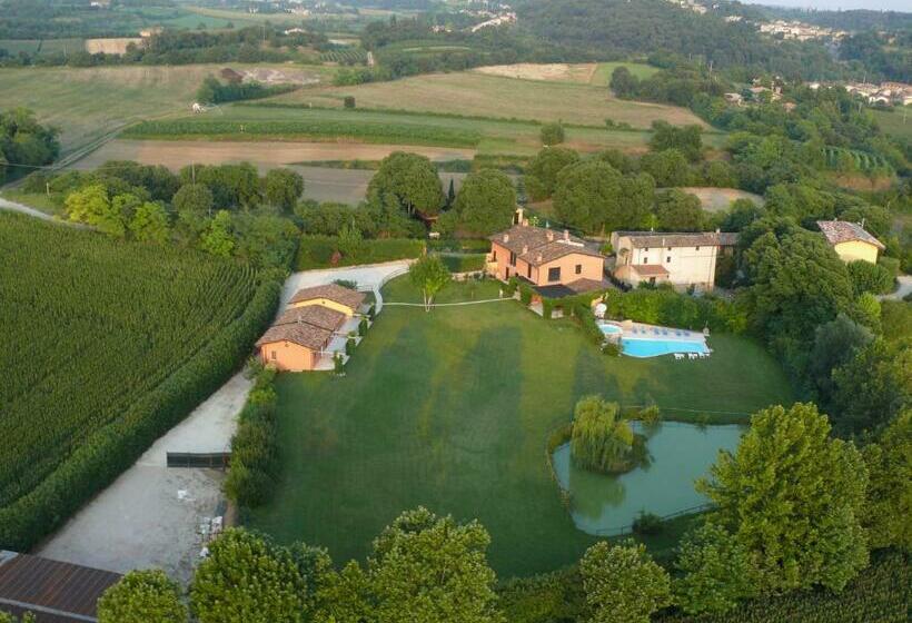 דירת חדר, B&b Borgo Tre Case