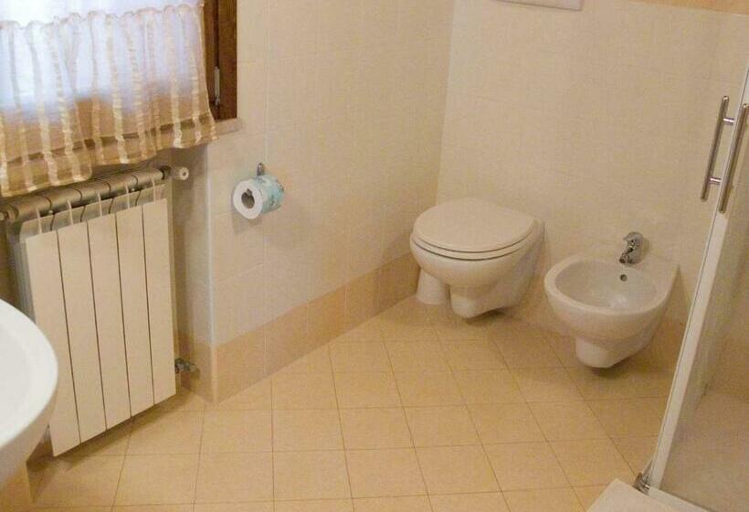 דירת חדר, B&b Borgo Tre Case