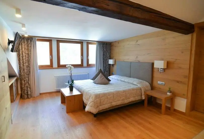 スタンダードルーム, B&b Maso Finisterre