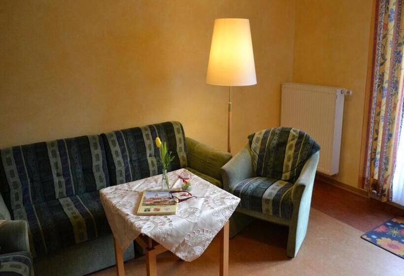 شقة غرفة واحدة, Gasthof Rotes Roß