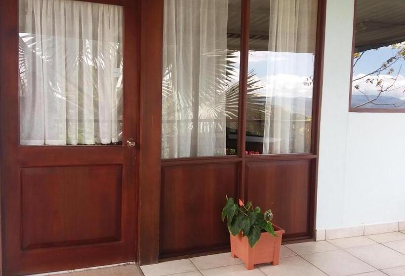 شقة غرفة واحدة, La Princesa