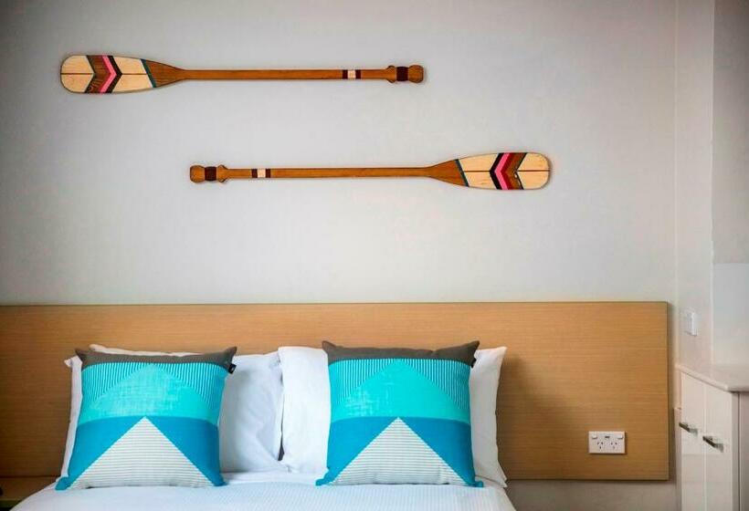 إستوديو قياسى, Nightcap At Caringbah