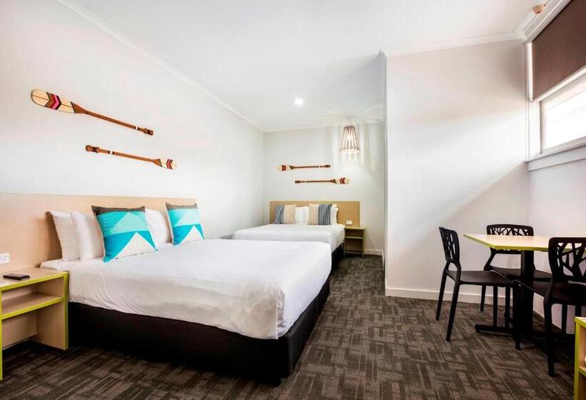 إستوديو قياسى, Nightcap At Caringbah