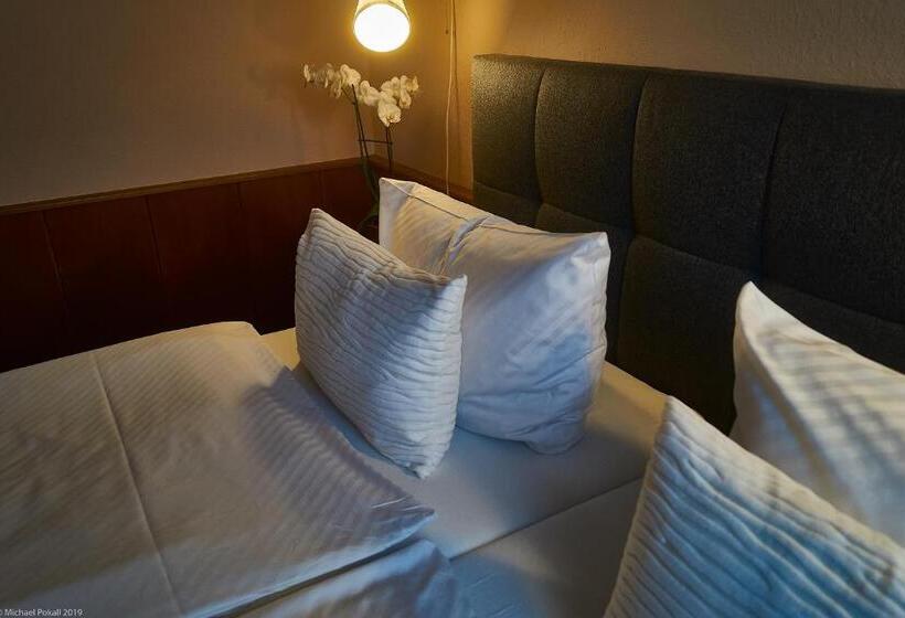 Номер Стандарт, Wutzler