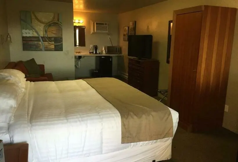 キングサイズベッドのスタンダードルーム, Gateway Inn