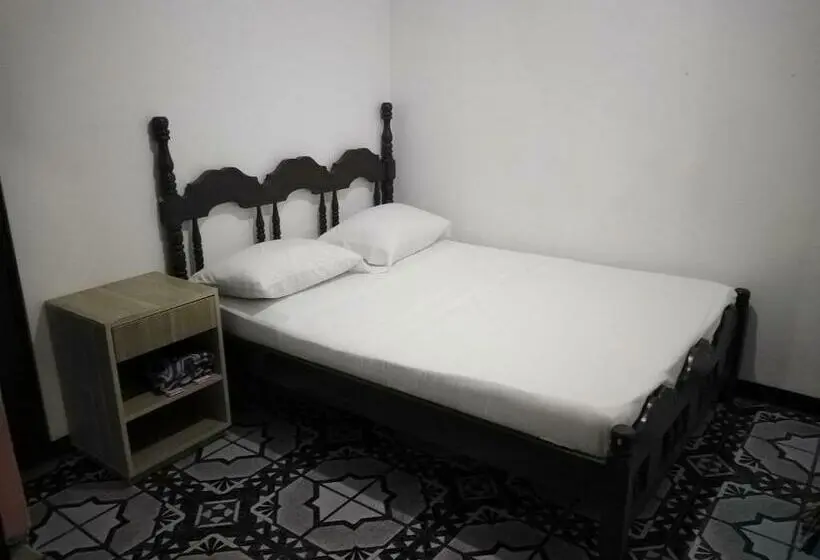 エコノミールーム, Hostel Orozco   Costa Rica
