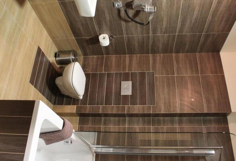 חדר סטנדרט לשלושה, Penzion U Karla Iv