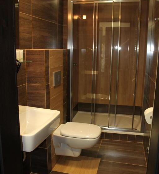 חדר סטנדרט לשלושה, Penzion U Karla Iv