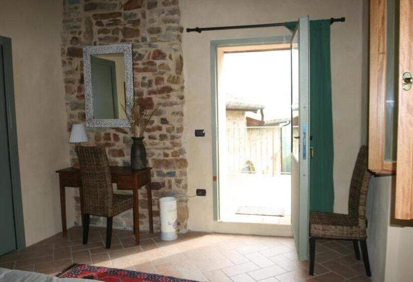 Номер Стандарт с Балконом, Sacreterre B&b E Agriturismo
