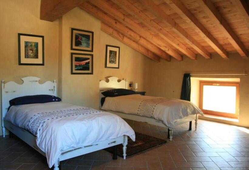 חדר סטנדרט חדר אמבטיה משותף, Sacreterre B&b E Agriturismo