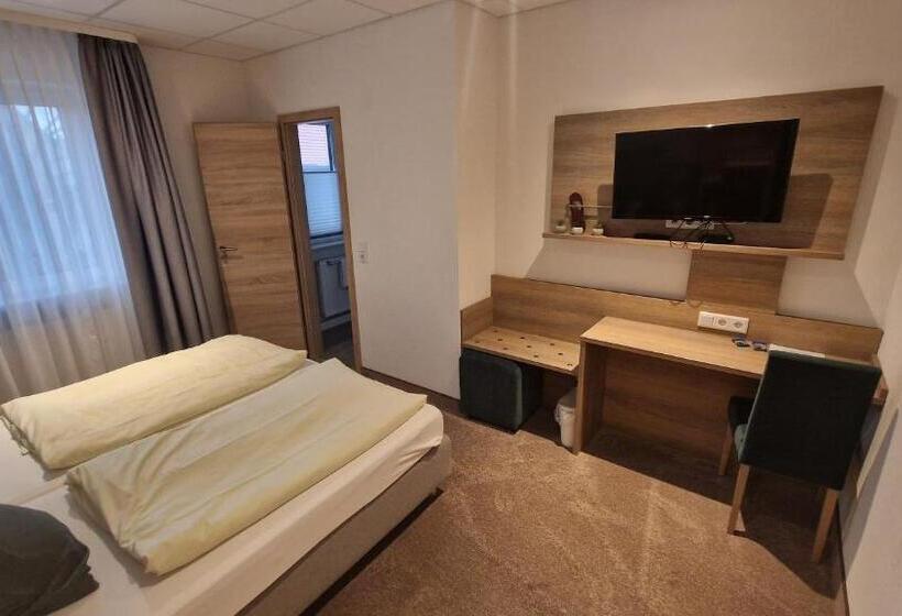 Номер Стандарт, Schwarzer Adler   Hotel Garni