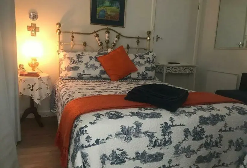 デラックスルーム, Yellow Gum Bed And Breakfast