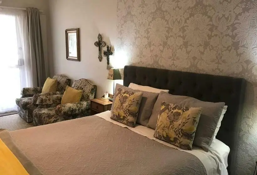 デラックスルーム, Yellow Gum Bed And Breakfast