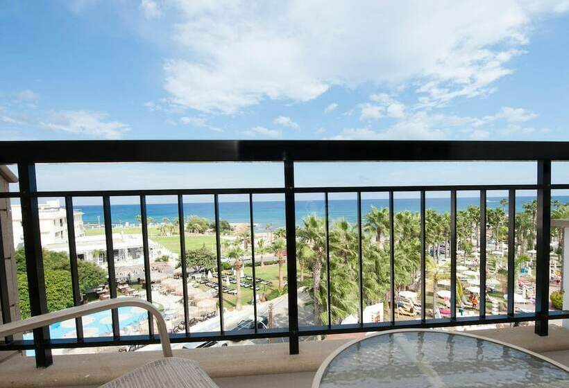 غرفة قياسية إطلالة جانبية علي البحر, Anastasia Beach Hotel