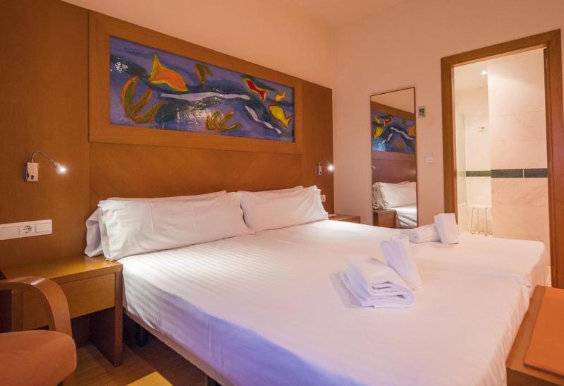 غرفة قياسية, Dwo Valencia