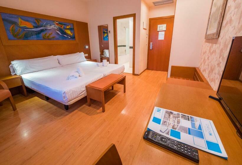 غرفة قياسية, Dwo Valencia