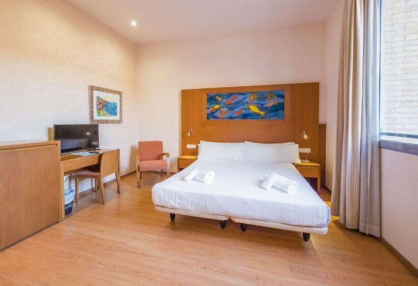 غرفة قياسية, Dwo Valencia