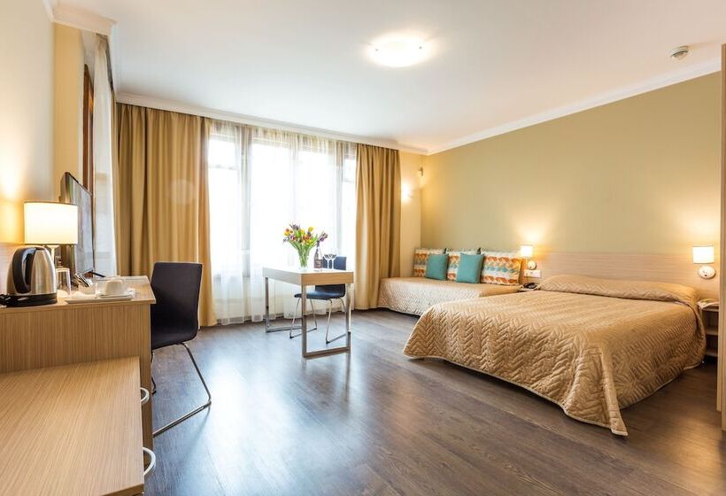 豪华房间, Geneva