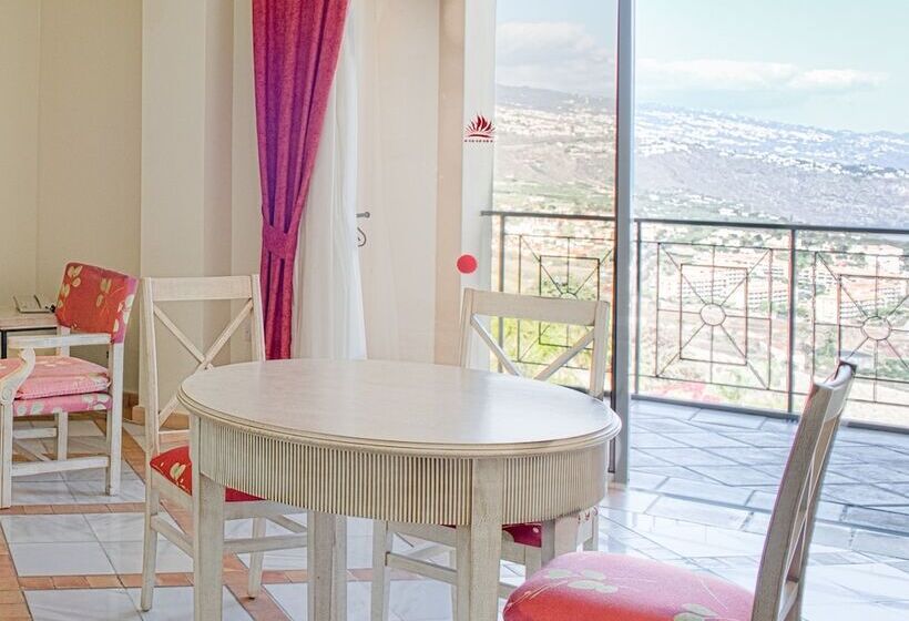 산 전망 스위트, Las Águilas, Affiliated by Meliá