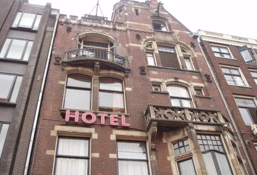 غرفة قياسية فردية, Manofa