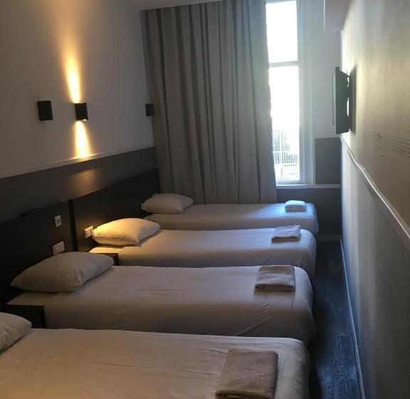 غرفة قياسية رباعية, Manofa