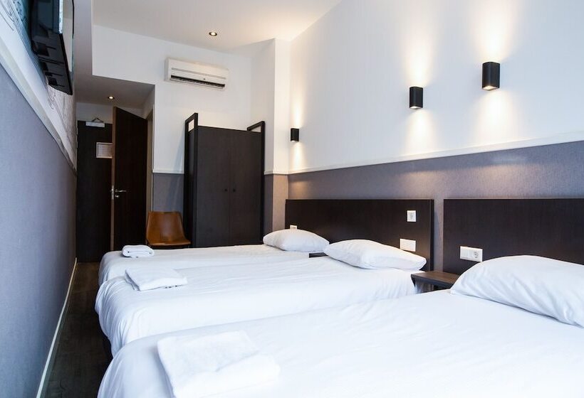 غرفة قياسية رباعية, Manofa