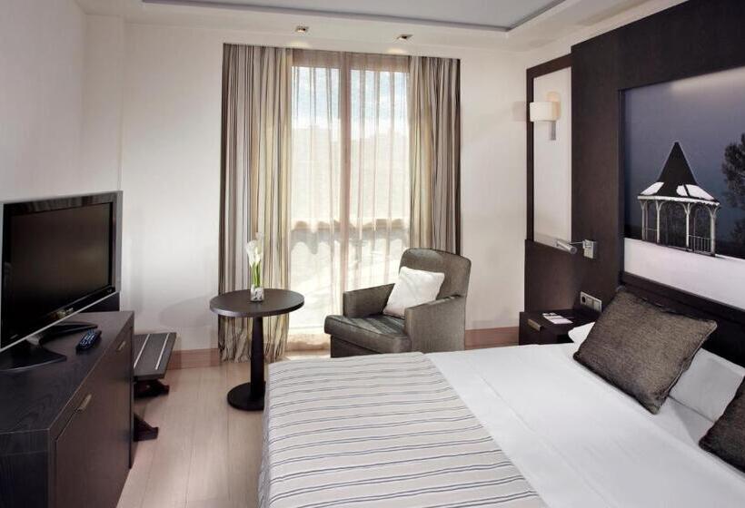 سوییت جونیور, Nelva