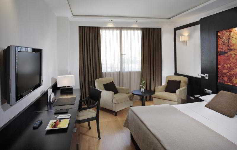 اتاق استاندارد, Nelva