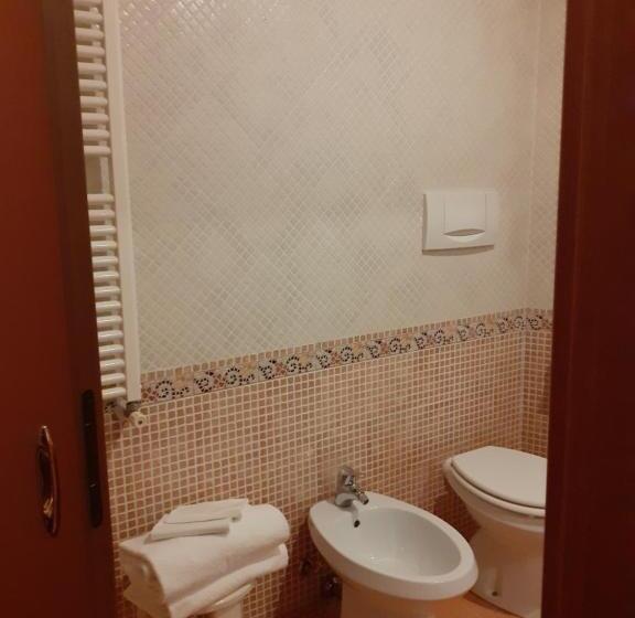 חדר סטנדרט, Polo