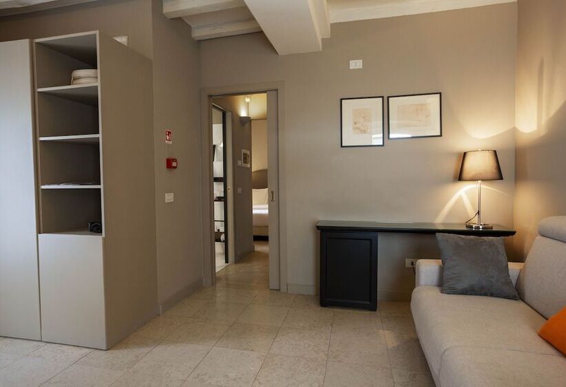 סוויטת ג'וניור, Santellone Resort