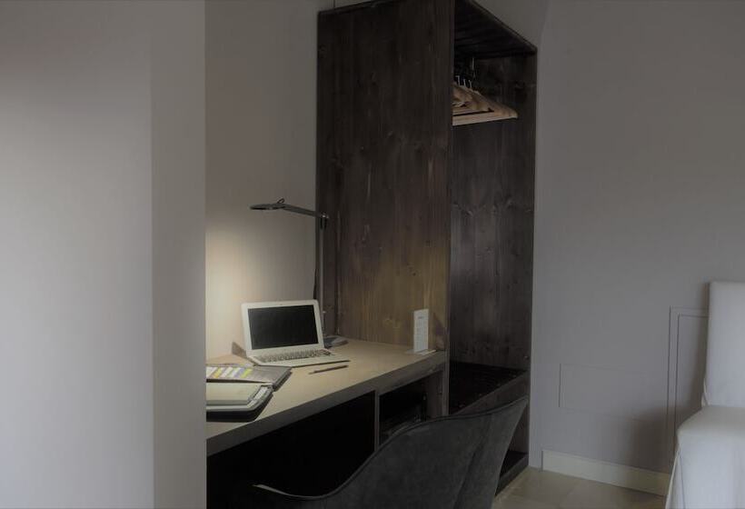 סוויטה, Santellone Resort