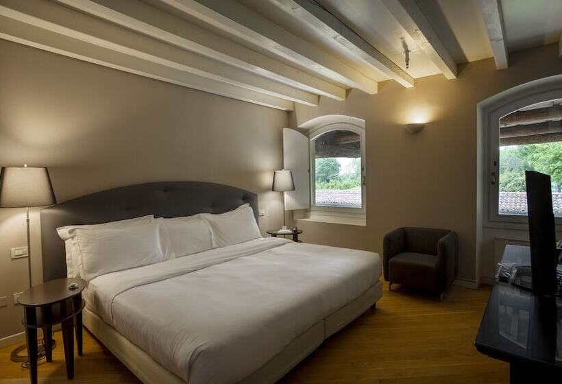 סוויטה, Santellone Resort