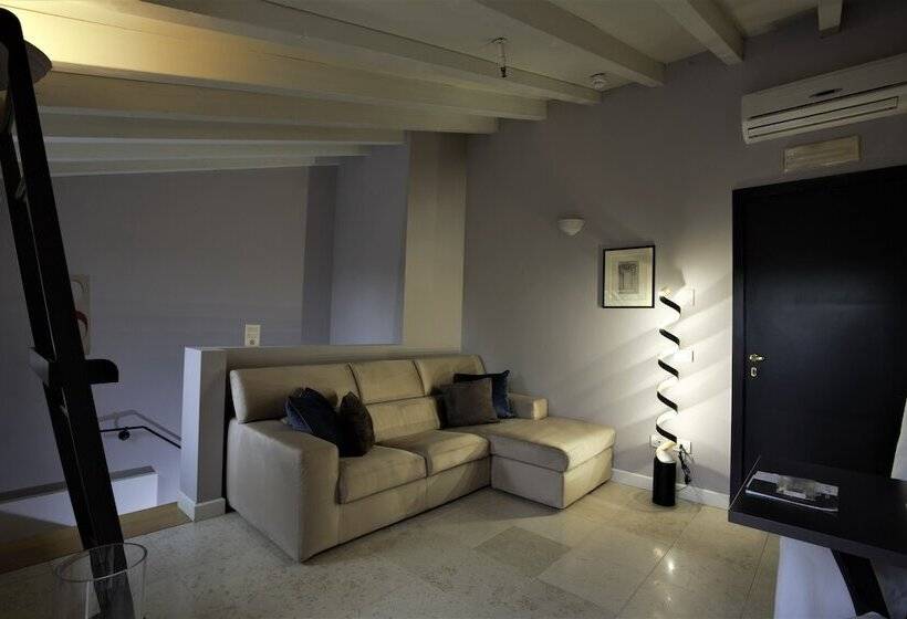 סוויטה, Santellone Resort