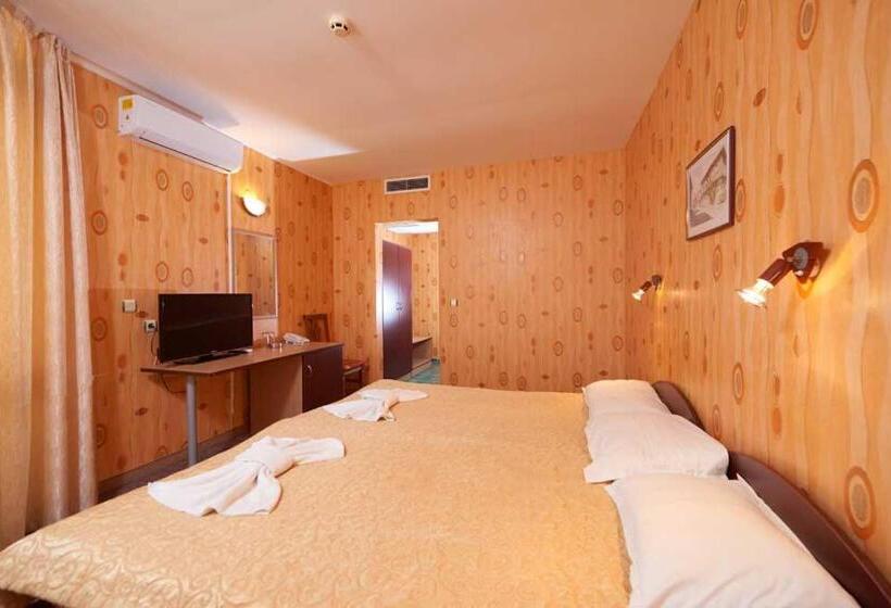 バルコニー付きスタンダードルーム, Smolyan