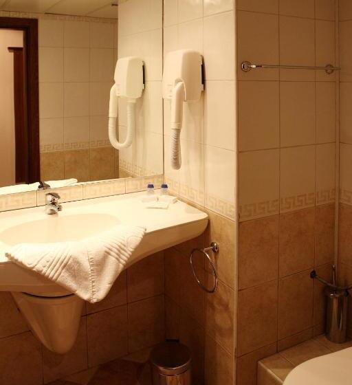 Quarto Estandar com Sacada, Yunona   All Inclusive
