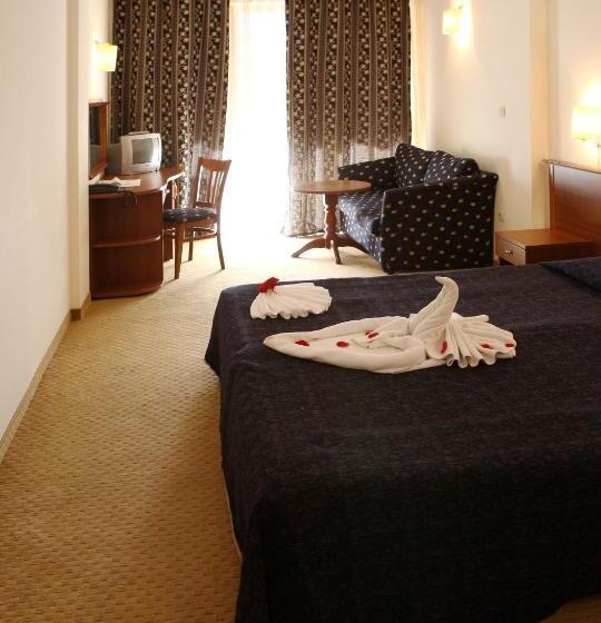 غرفة قياسية مزوَّدة بشُرفة, Yunona All Inclusive