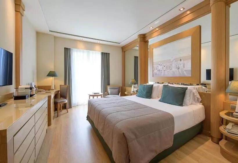 اتاق کلاسیک با چشم‌انداز شهر, Las Arenas Balneario Resort