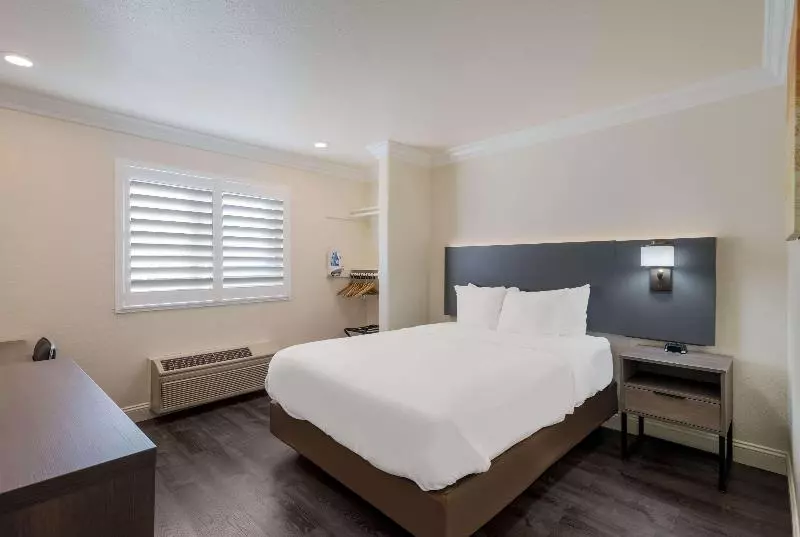 اتاق استاندارد, Las Arenas Balneario Resort
