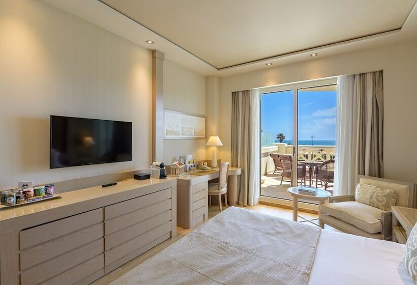 غرفة ديلوكس مطلّة علي البحر, Las Arenas Balneario Resort