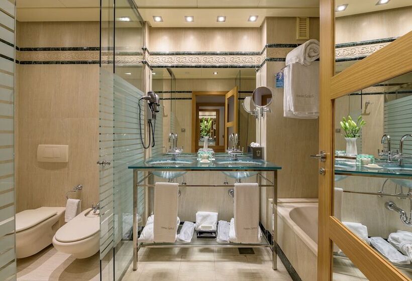 غرفة كلاسيكية ثلاثية, Las Arenas Balneario Resort