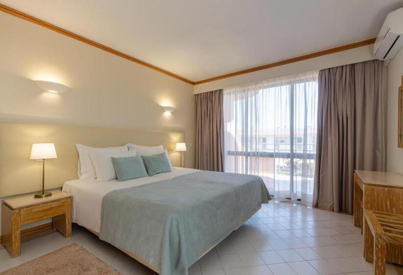 带2个卧室的公寓, Luna Clube Oceano