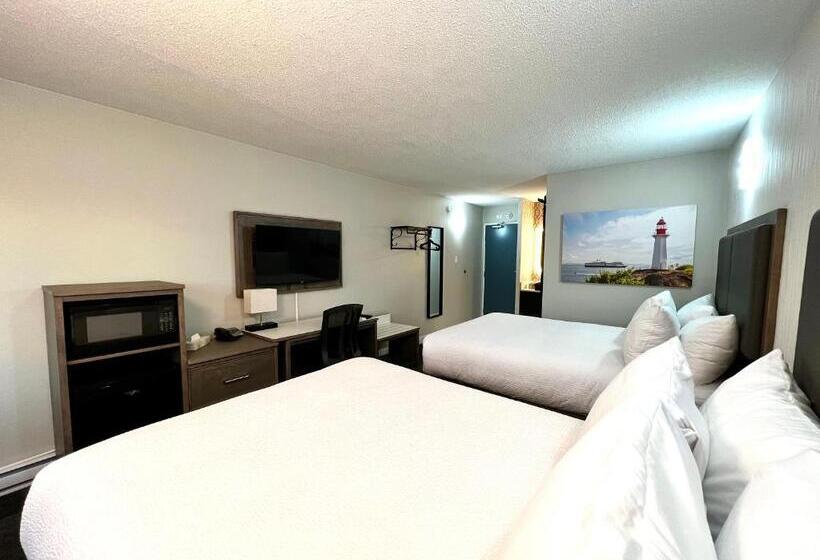 جناح, The Vic, Ascend Hotel Collection