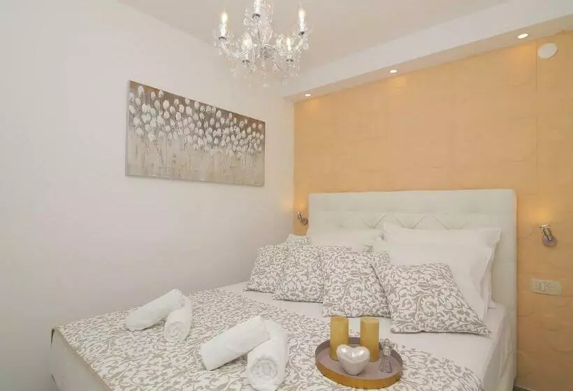 آپارتمان 1 خوابه با تراس, Villa Antea Apartments