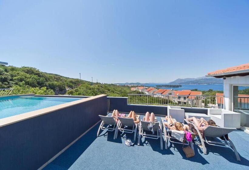 Апартаменты 1 Спальня с Террасой, Villa Antea Apartments