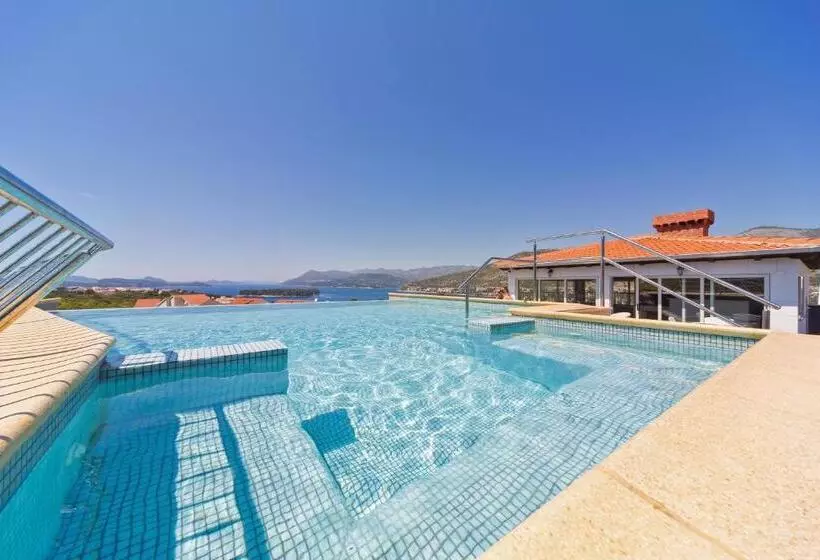 آپارتمان 1 خوابه با تراس, Villa Antea Apartments