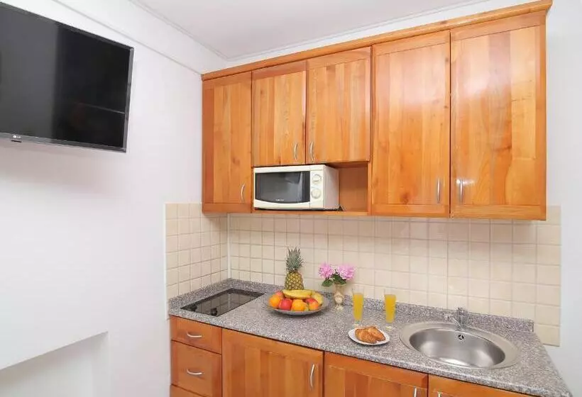 استودیوی لوکس, Villa Antea Apartments