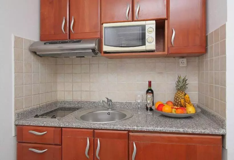 آپارتمان لوکس 1 خوابه, Villa Antea Apartments