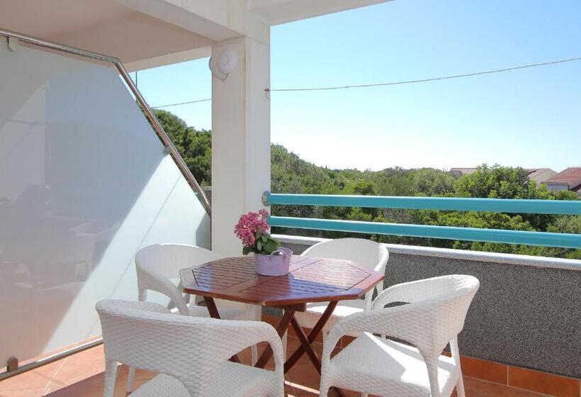 Апартаменты Deluxe 1 Спальня, Villa Antea Apartments