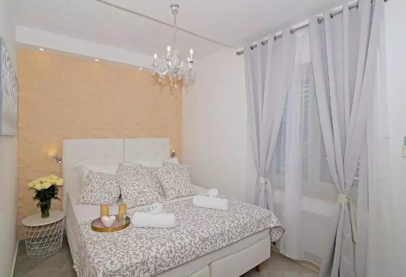 آپارتمان 2 خوابه با تراس, Villa Antea Apartments